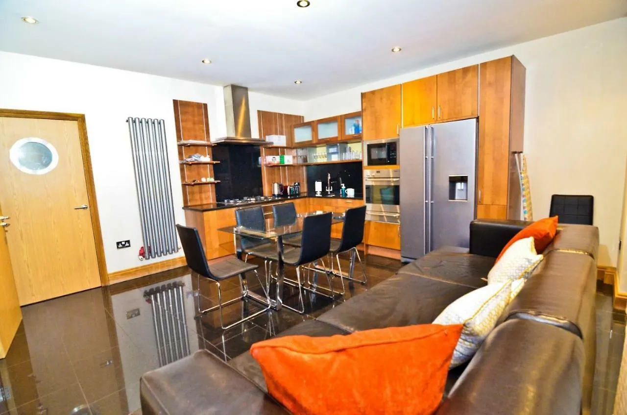 Pensión Hotel Thames View House Surrey Quays Londres